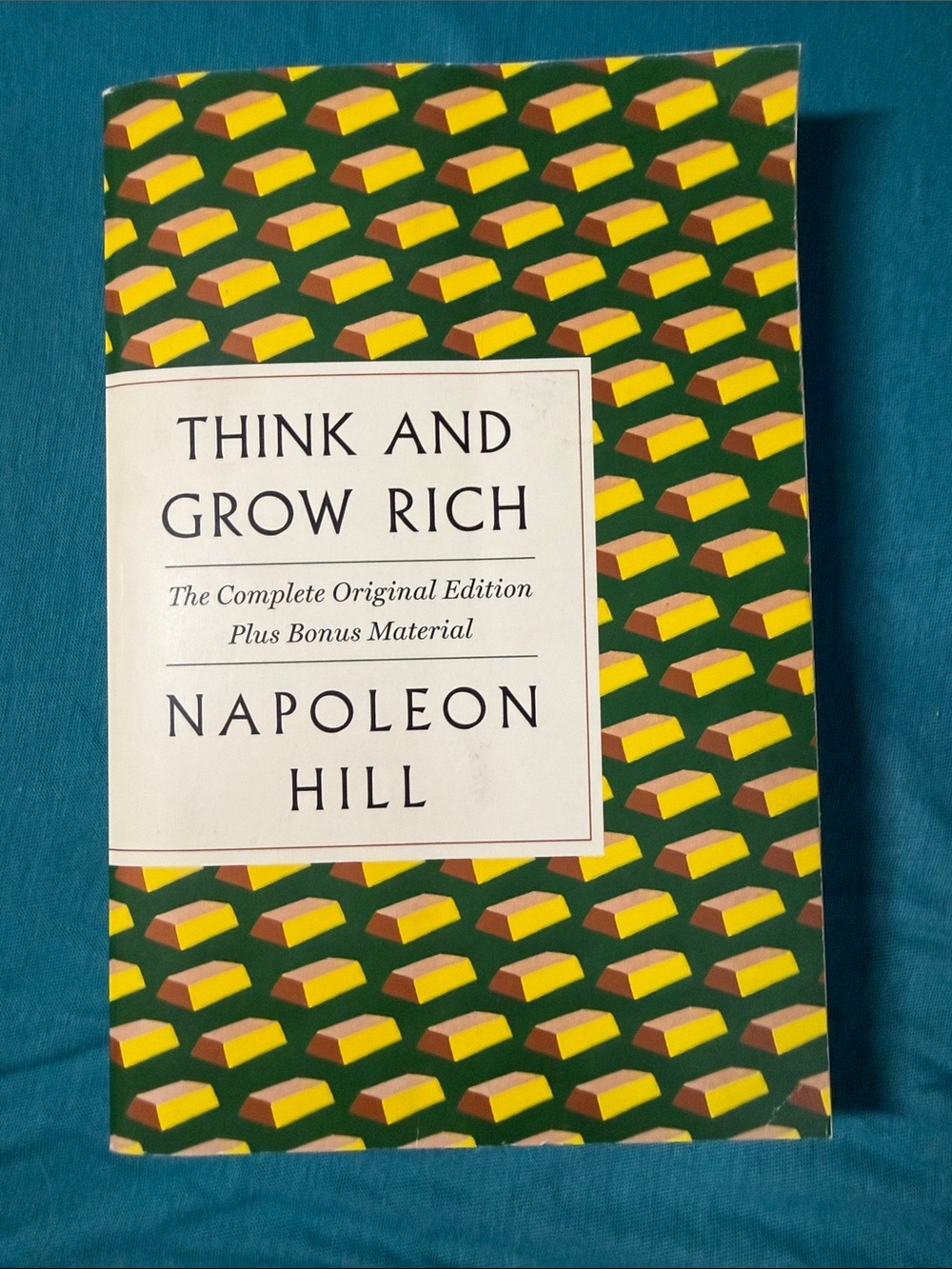 📚 Think and Grow Rich - Napoleon Hill Paperback
